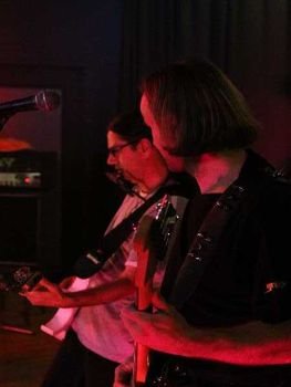veln201028.jpg
